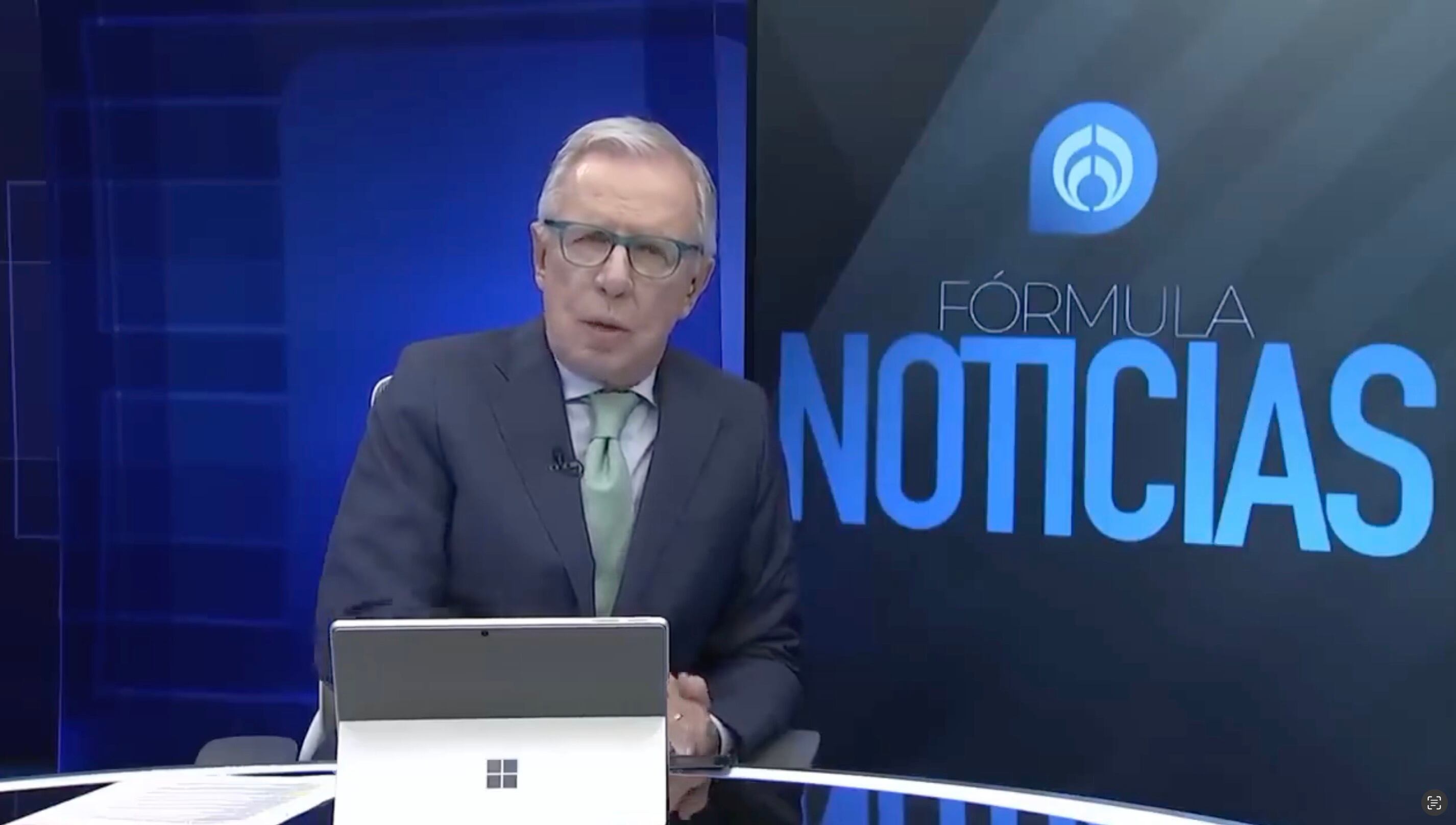 Joaquín López-Dóriga reta a Beatriz Gutiérrez a presentar una demanda en su contra