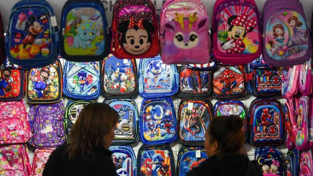 Del 18 al 29 de agosto se llevará a cabo la Feria de Regreso a Clases en Metepec en donde papelerías, zapaterías, uniformes y ópticas ofrecen descuentos en las listas de útiles escolares