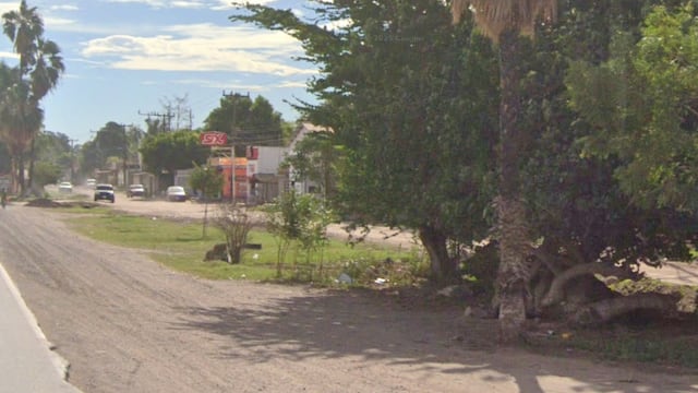 Carretera Los Mochis-Ahome, donde localizaron los cuerpos de cinco hombre secuestrados