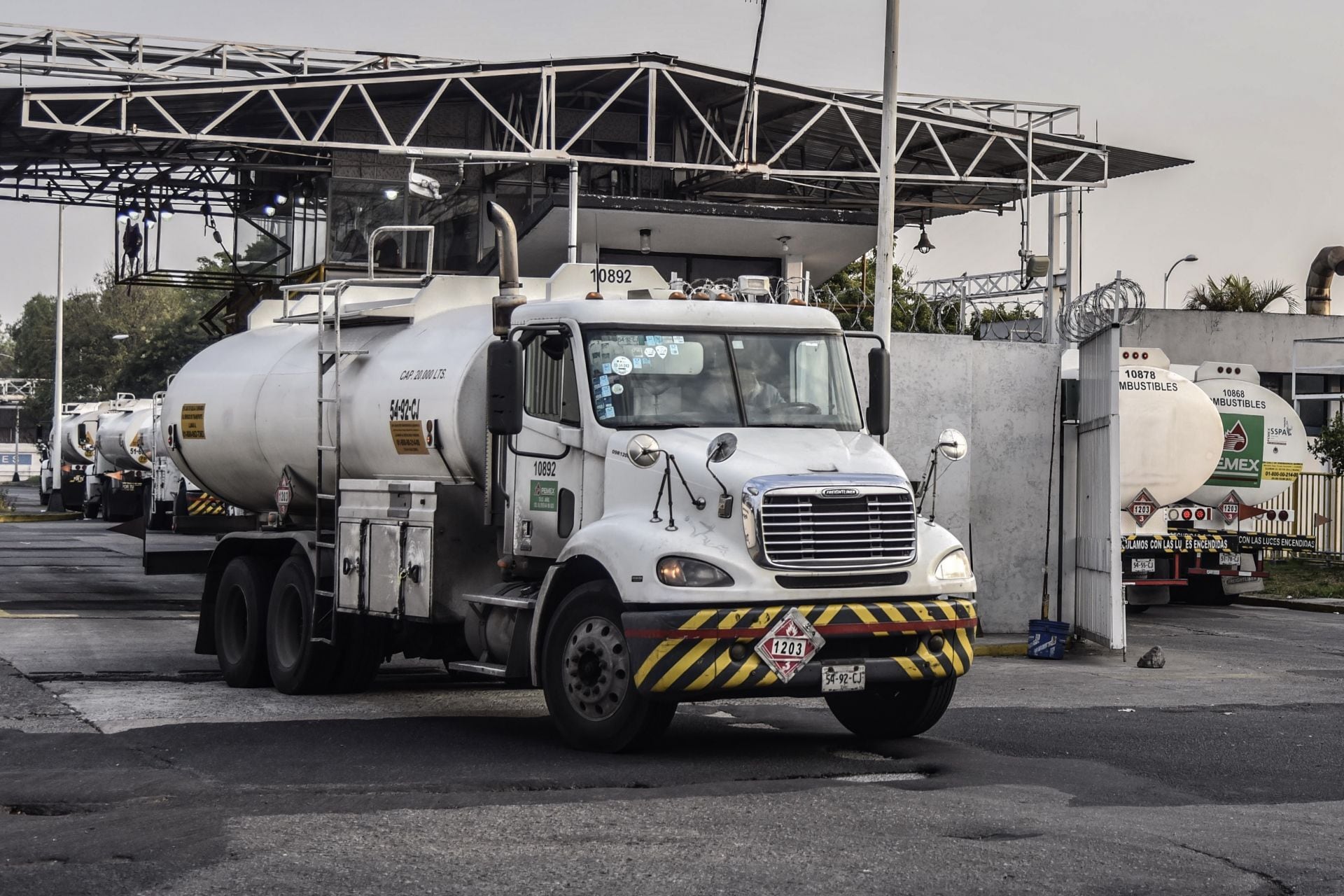 Implementan licencia E-13 para transportistas de sustancias peligrosas