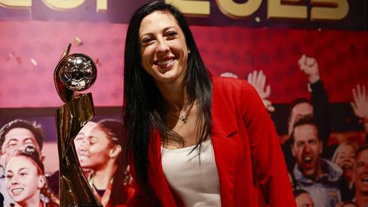 Jennifer Hermoso vuelve a ser convocada a la Selección de España tras ser excluída en primeros partidos