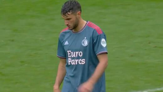 DT del Feyenoord critica a Santiago Giménez: “No es tan bueno en los primeros 60 minutos”